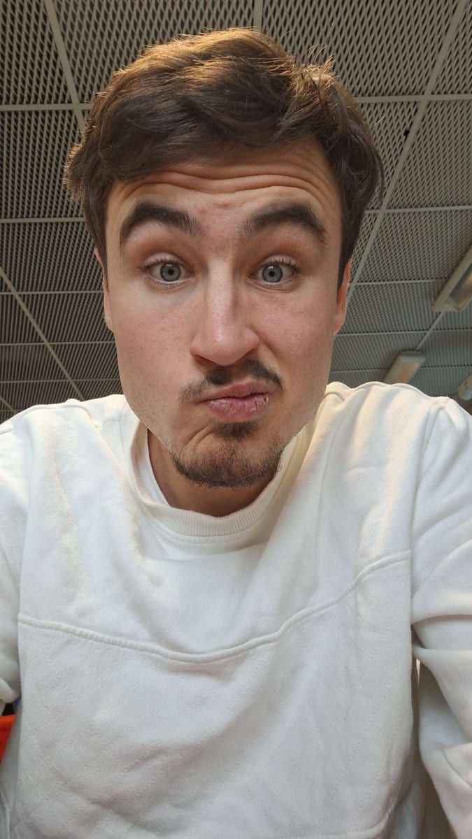 Perfil de Hamedi
